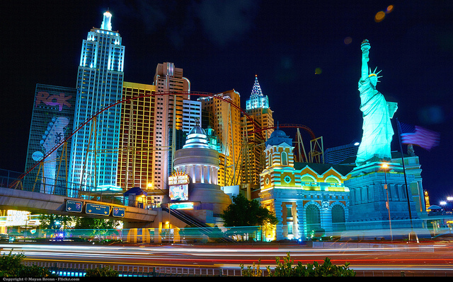 Fotografia „Las Vegas, Nevada, USA“ od „Moyan Brenn“ licencovaná pod CC BY 2.0.